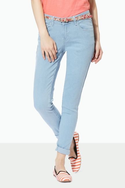 Women's Jeans Upto 85% Off starts @302